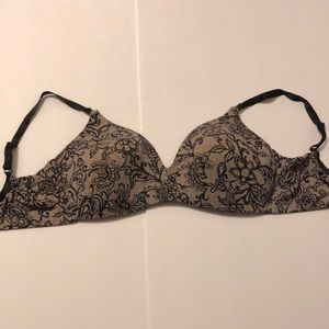 Motherhood Intimates Women’s Size 38E Nursing Bra